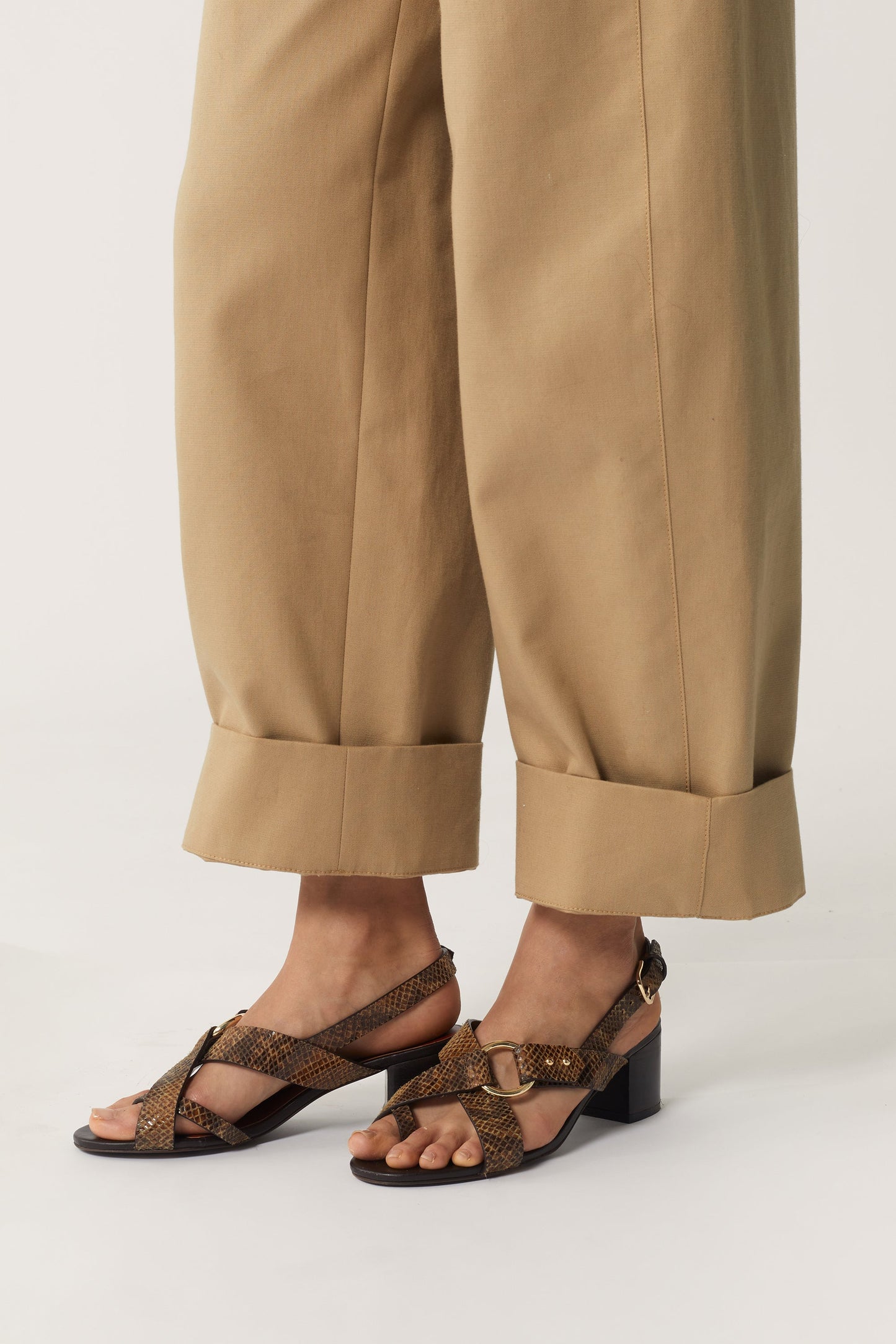PAOLA BROWN SANDALS