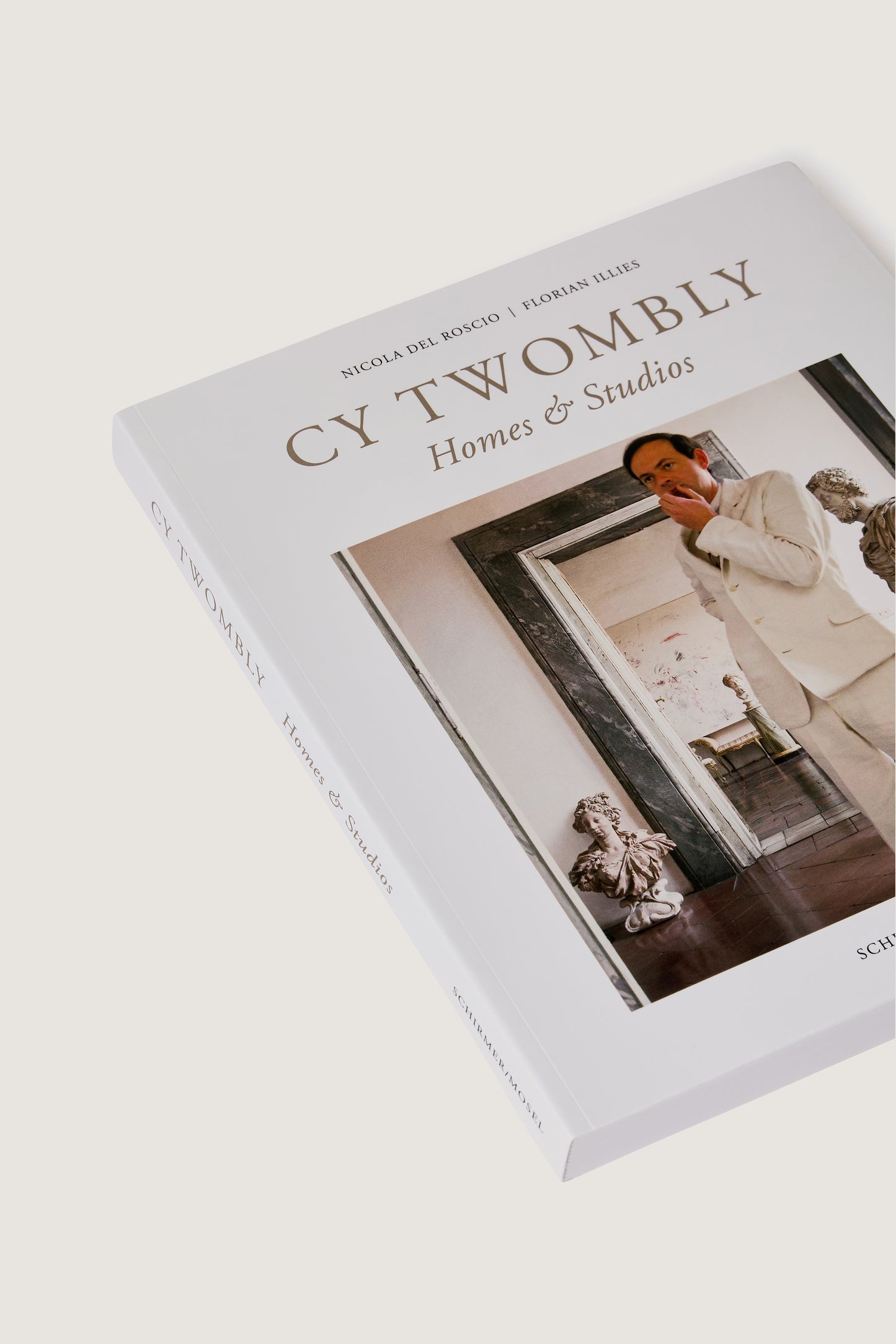 BOOK "CY TWOMBLY, HOMES AND STUDIOS"